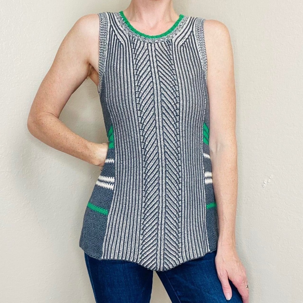 Cabi Trident Sweater Tank L Grey Green Herringbone Knit Sleeveless Tunic Vest